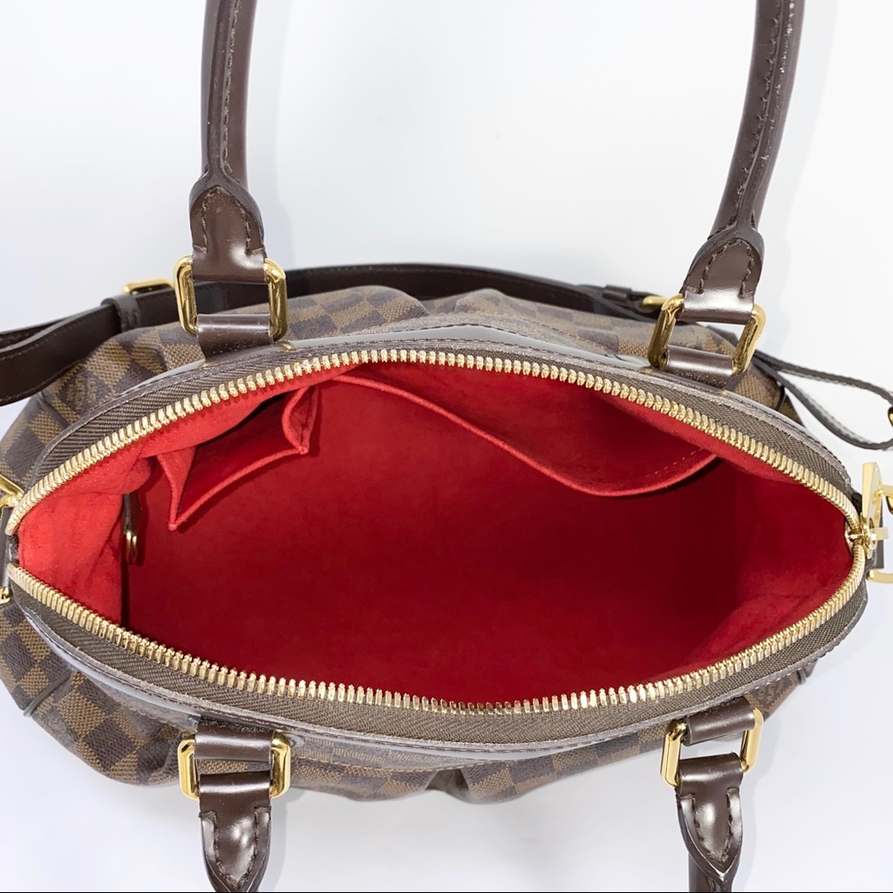 Louis Vuitton Damier Ebene Trevi PM Bag - Picture 4 of 16